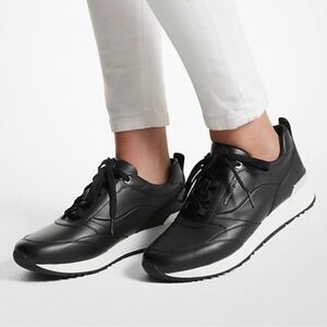 🆕Michael Kors Allie Stride Leather Sneakers
